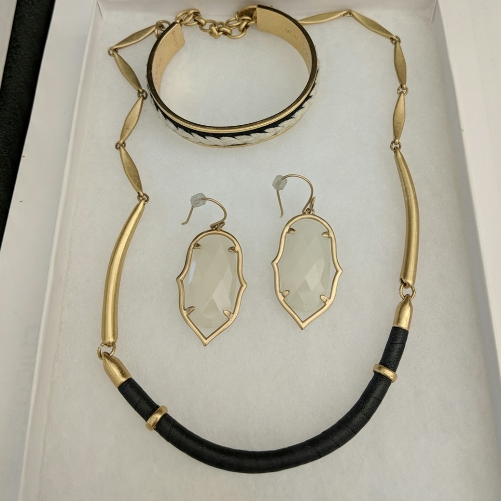 Gold Stella & Dot styles